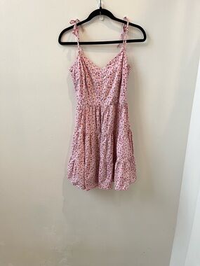 Dainty Pink Floral Backless Summer Dress